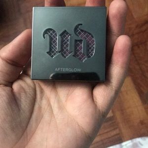 Urban decay after glow blush